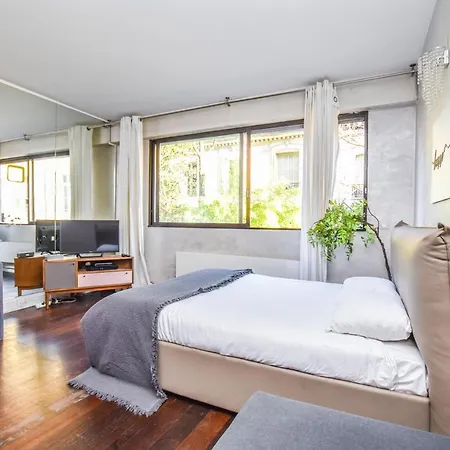 Luxe Exceptionnel, Avenue Foch *